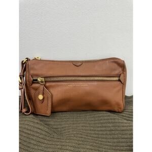 MARC BY JACOBS LEATHER CLUTCH BAG (PU2000THRIFTY